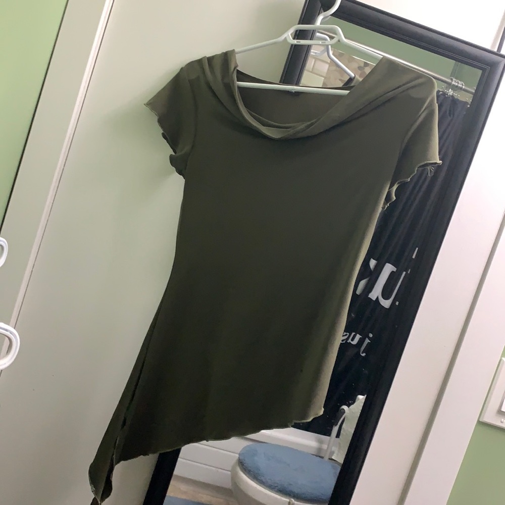Green asymmetric shirt